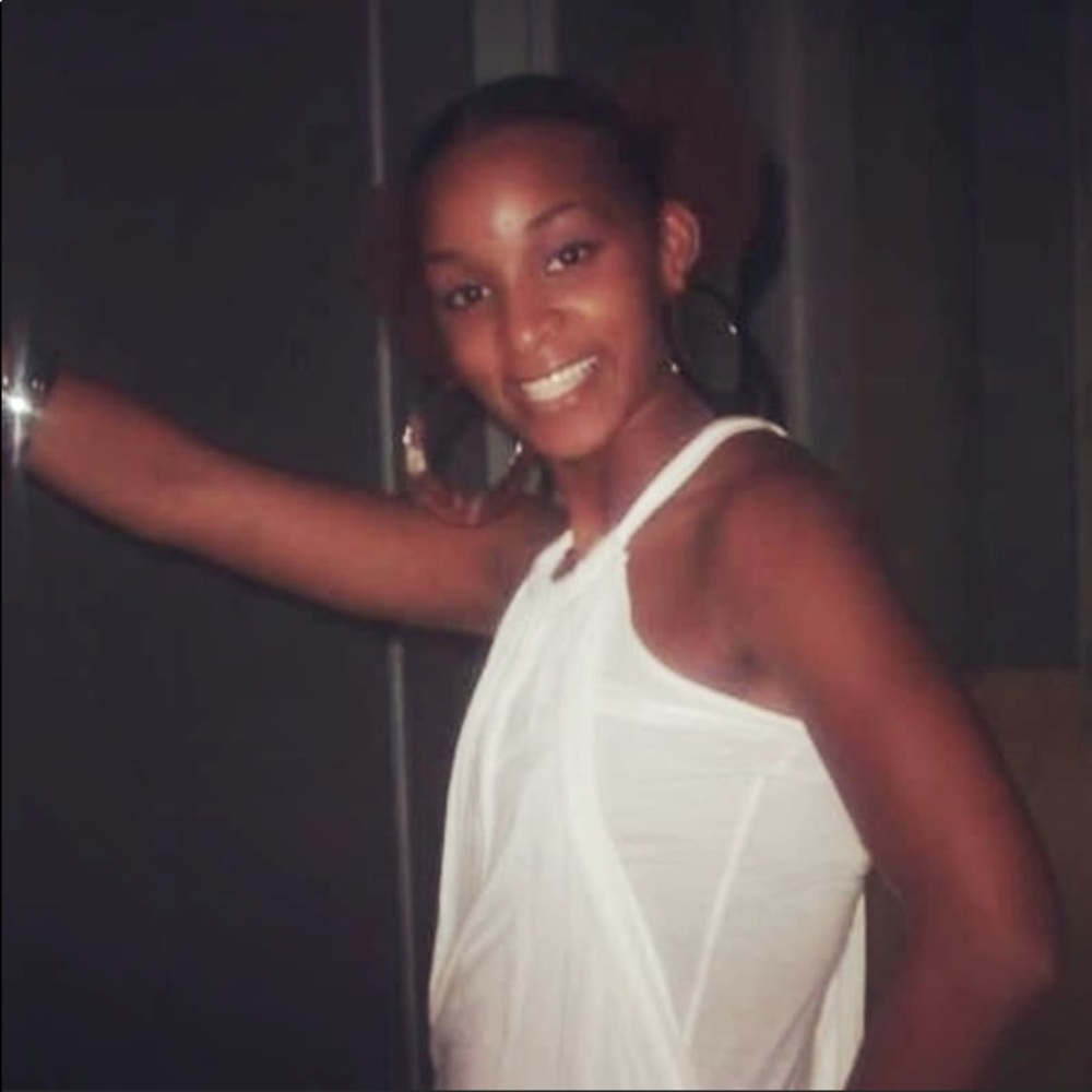 Meet your Posher, Lele